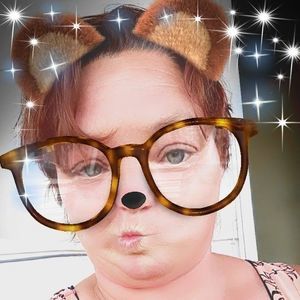 Meet your Posher, Christina kay